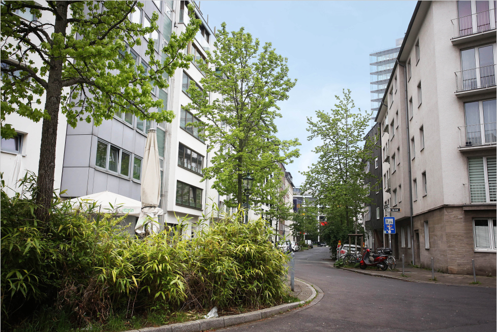 Strasse